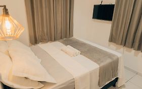 Grande Apartamento Com 3 Quartos e Uma Localização Privilegiada